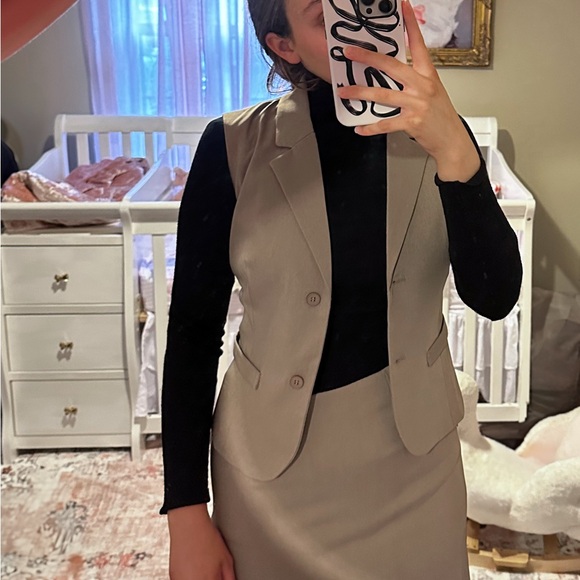 CHER Tan Skirt and Vest Set - Picture 2 of 3